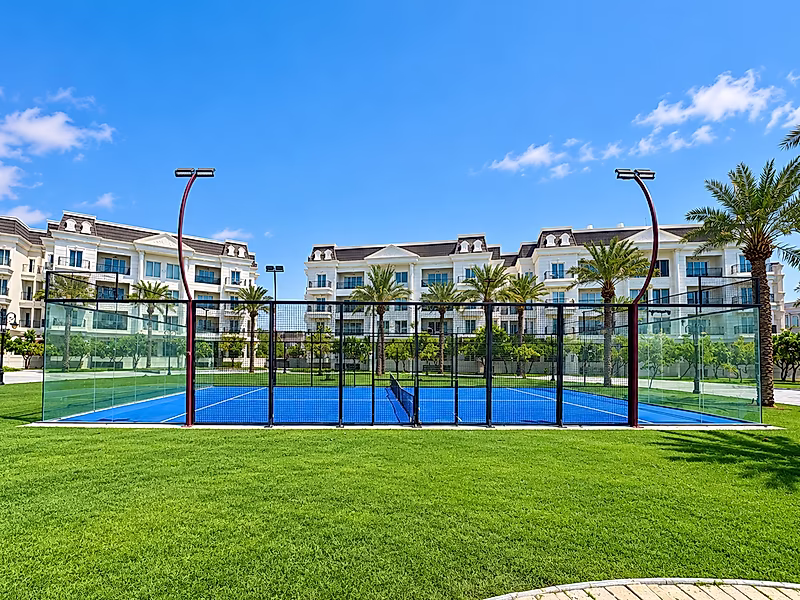 LUXURY 3-BEDROOM APARTMENT | SOPHISTICATED LIVING - Photo 9