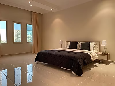 Luxurious 4+maid Villa with Beach Access
