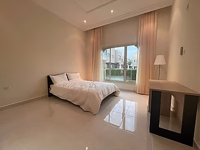Luxurious 4+maid Villa with Beach Access