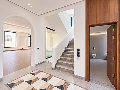 BRAND NEW VILLA WITH PRIVATE POOL & HIGH END AMENITIES