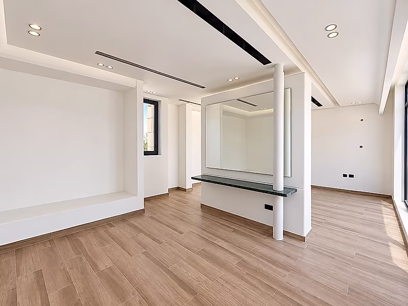 BRAND NEW VILLA WITH PRIVATE POOL & HIGH END AMENITIES - Photo 7