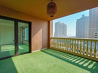 ONE-BEDROOM SEMI-FURNISHED APARTMENT IN PORTO ARABIA