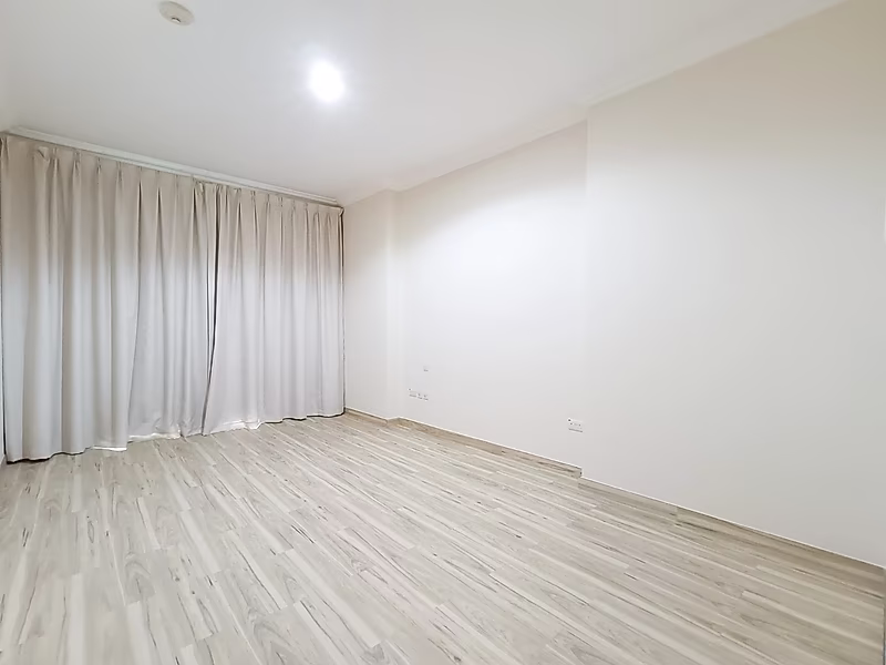 ONE-BEDROOM SEMI-FURNISHED APARTMENT IN PORTO ARABIA - Photo 6