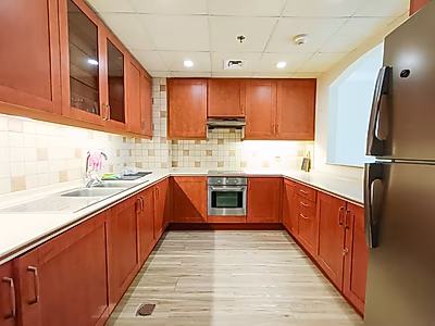 ONE-BEDROOM SEMI-FURNISHED APARTMENT IN PORTO ARABIA