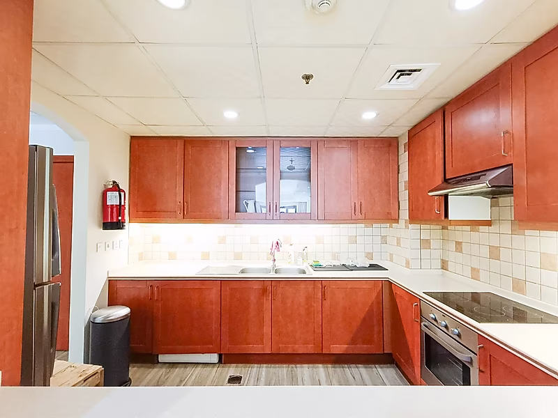 ONE-BEDROOM SEMI-FURNISHED APARTMENT IN PORTO ARABIA - Photo 12