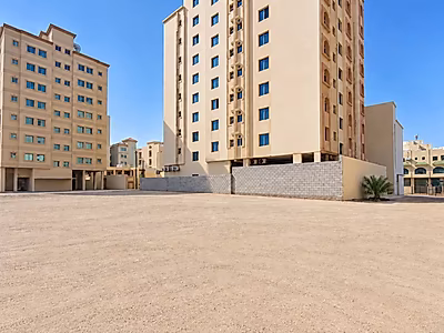 Prime Corner Land for G+3 Building – Fareej, Doha
