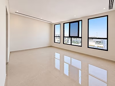 Spacious 7-Bedroom Villa for Sale in Huzoom – Ready to Move In