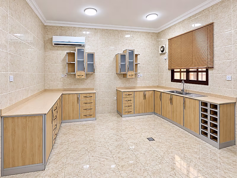 EXQUISITE VILLA WITH OPULENT TOUCHES - Photo 11