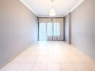 ONE-BEDROOM SEMI-FURNISHED APARTMENT IN PORTO ARABIA