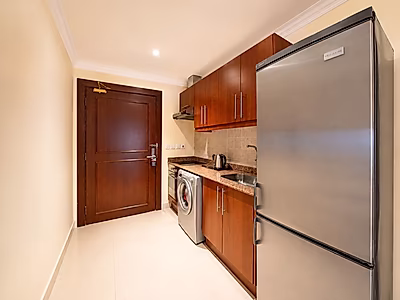 FULLY FURNISHED LUXURY STUDIO | ALL BILLS INCLUDED