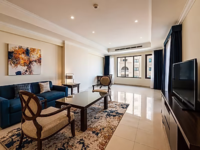 SPACIOUS 1-BEDROOM | FURNISHED | PRIME PEARL LOCATION