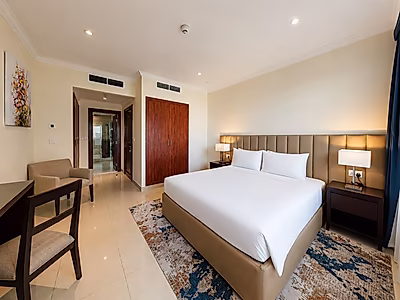 SPACIOUS 1-BEDROOM | FURNISHED | PRIME PEARL LOCATION