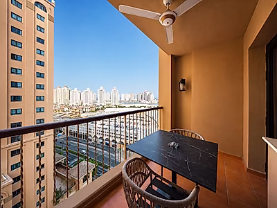 SPACIOUS 1-BEDROOM | FURNISHED | PRIME PEARL LOCATION