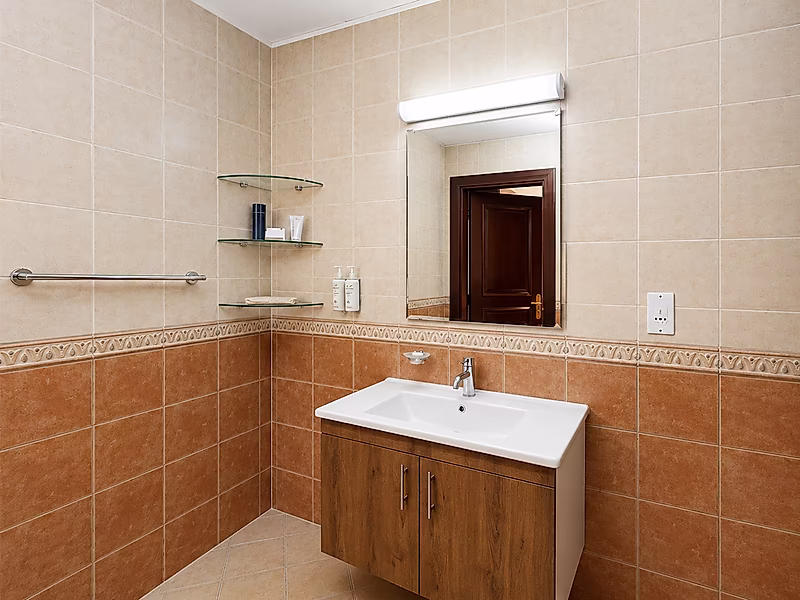 EXECUTIVE 3-BEDROOM | FURNISHED | PORTO ARABIA | THE PEARL - Photo 17