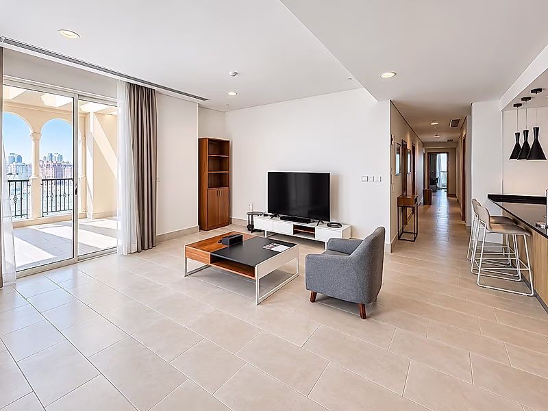 FURNISHED 3-BEDROOM+MAIDS  | BILLS IN | SEA VIEW | BALCONIES | PEARL - Photo 4