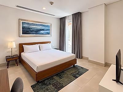 FURNISHED 3-BEDROOM+MAIDS  | BILLS IN | SEA VIEW | BALCONIES | PEARL