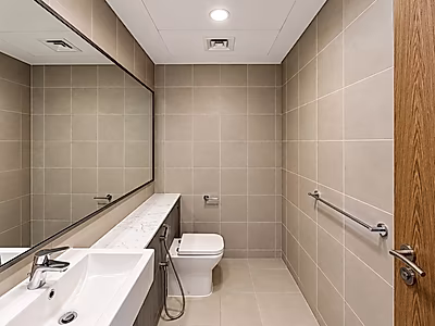 FURNISHED 3-BEDROOM+MAIDS  | BILLS IN | SEA VIEW | BALCONIES | PEARL
