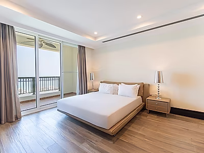FURNISHED STUDIO | SEA VIEW | PRIME LOCATION