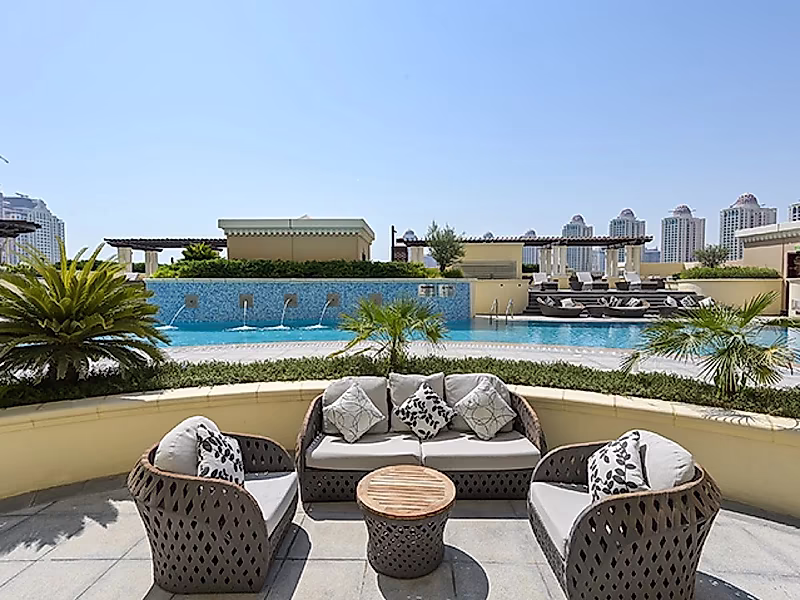 BEACH ACCESS | FULLY FURNISHED STUDIO APARTMENT - Photo 7
