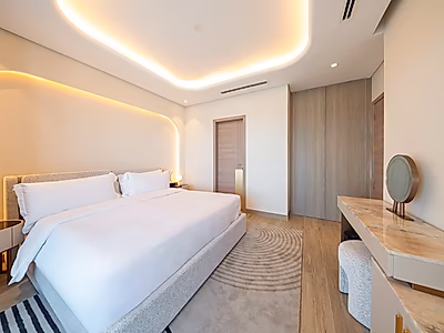 Stunning 2BR Apartment with Luxury Finishes
