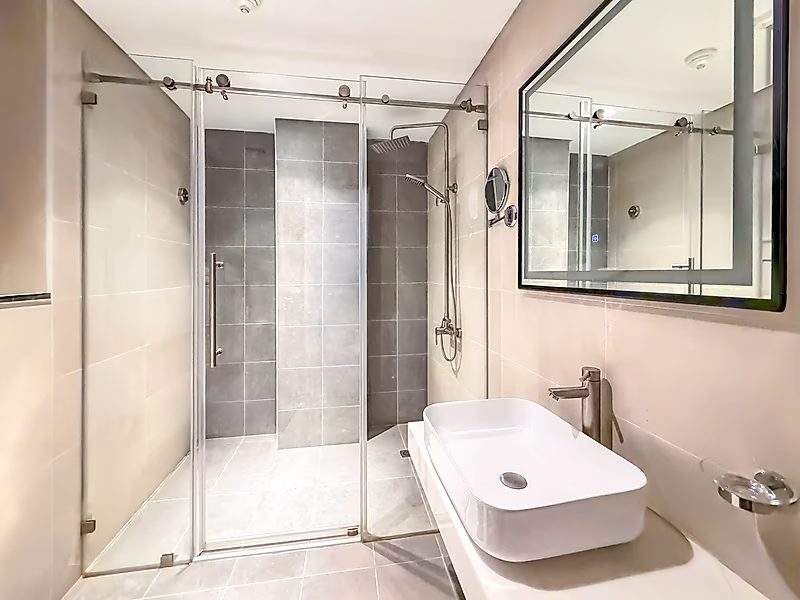 STYLISH STUDIO WITH BEACH ACCESS & FREE WIFI - Photo 8