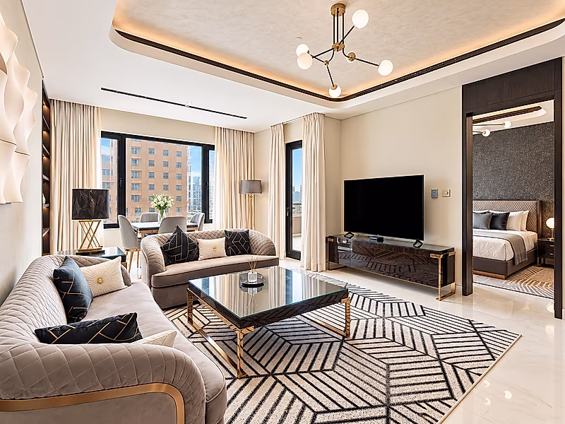LUXURIOUS 1-BEDROOM APARTMENT | 1 MONTH FREE - Photo 3