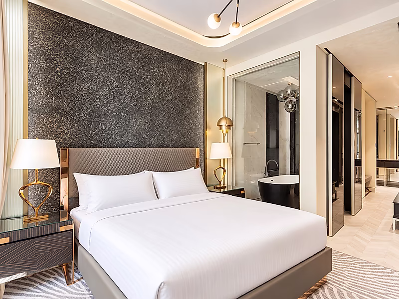 LUXURIOUS 1-BEDROOM APARTMENT | 1 MONTH FREE - Photo 9