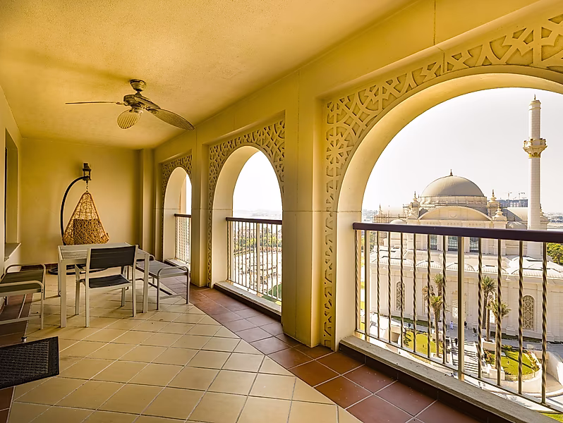 HIGH VALUE 1 BEDROOM  IN PORTO ARABIA - Photo 6