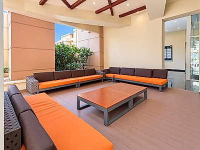STUNNING SEMI FURNISHED STUDIO IN THE PEARL
