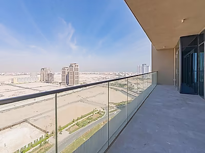 Expansive 3-Bedroom + Maid's Residence | 309 sqm