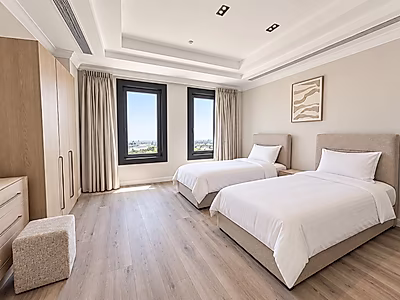 330 SQM | 3 BEDROOMS | HIGH FLOOR | DISTRESSED PRICE