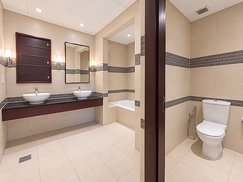 330 SQM | 3 BEDROOMS | HIGH FLOOR | DISTRESSED PRICE - Photo 5