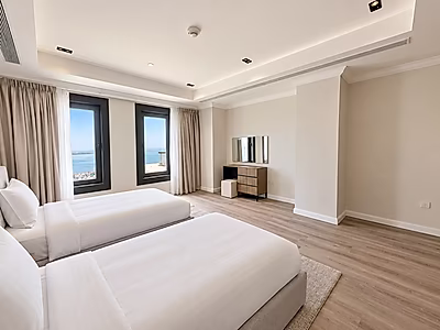 330 SQM | 3 BEDROOMS | HIGH FLOOR | DISTRESSED PRICE
