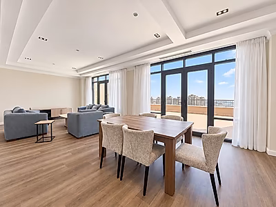 330 SQM | 3 BEDROOMS | HIGH FLOOR | DISTRESSED PRICE