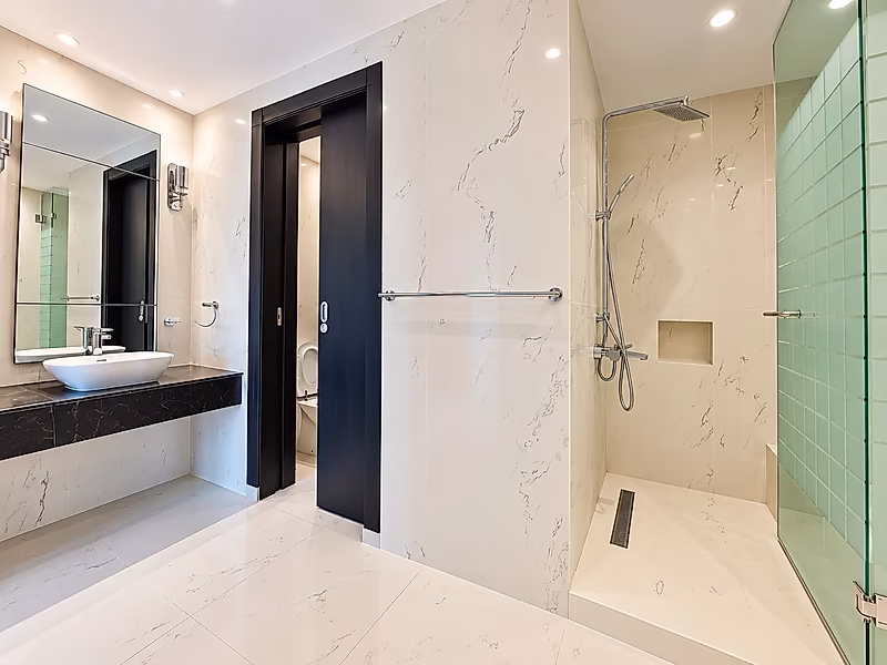 CHIC 2-BEDROOM TOWNHOUSE WITH MARINA VIEWS - Photo 32