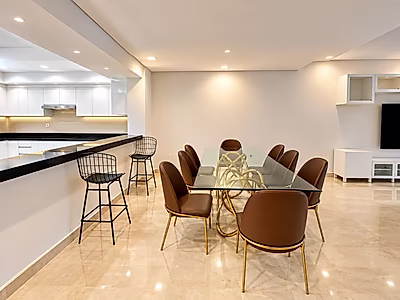 LUXURY 3+MAID TOWNHOUSE | BEACH ACCESS | BILLS INCLUDED