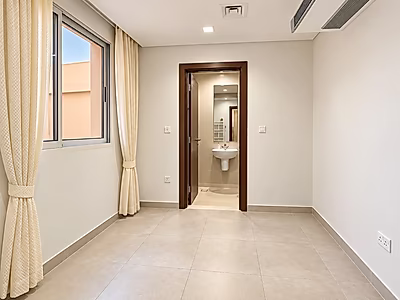 LUXURY 3+MAID TOWNHOUSE | BEACH ACCESS | BILLS INCLUDED
