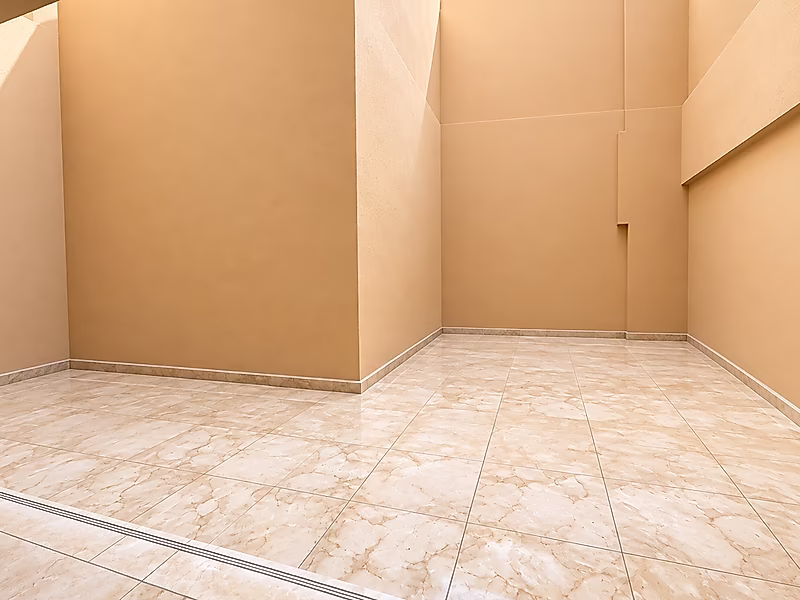 LUXURY 3+MAID TOWNHOUSE | BEACH ACCESS | BILLS INCLUDED - Photo 17