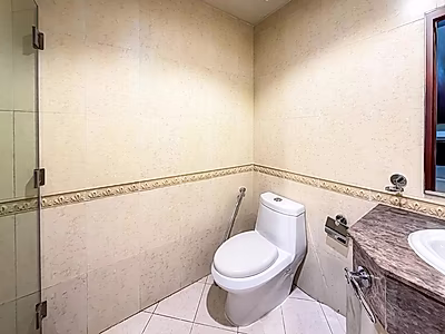 SPACIOUS STUDIO FOR RENT IN PORTO ARABIA