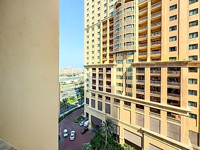 SPACIOUS STUDIO FOR RENT IN PORTO ARABIA