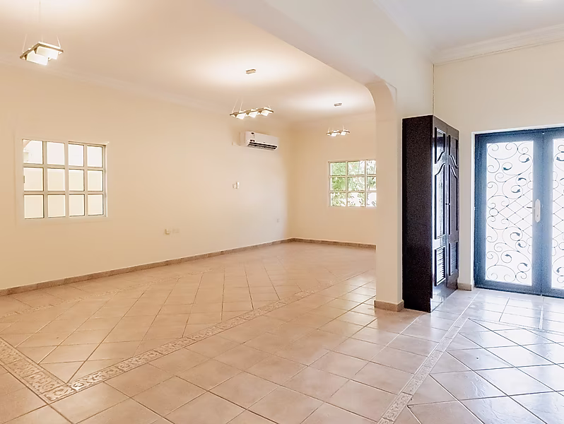 4-BEDROOM VILLA IN COMPOUND | AL WAAB - Photo 2