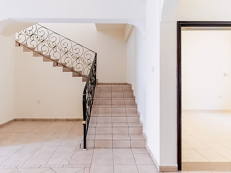 4-BEDROOM VILLA IN COMPOUND | AL WAAB - Photo 3