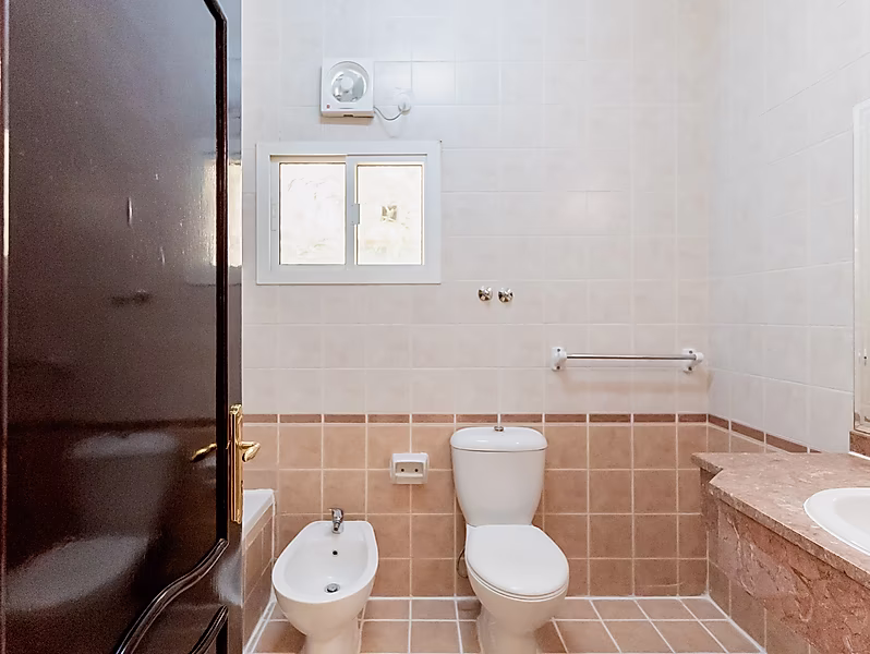 4-BEDROOM VILLA IN COMPOUND | AL WAAB - Photo 13