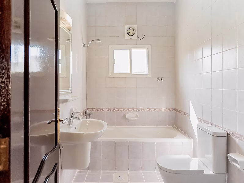 4-BEDROOM VILLA IN COMPOUND | AL WAAB - Photo 14