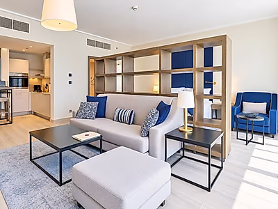 BILLS INCLUDED | FULLY FURNISHED CHIC URBAN STUDIO IN WEST BAY