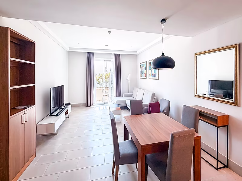 1-BEDROOM CHALET | FURNISHED WITH BILLS | SEA VIEW - Photo 2