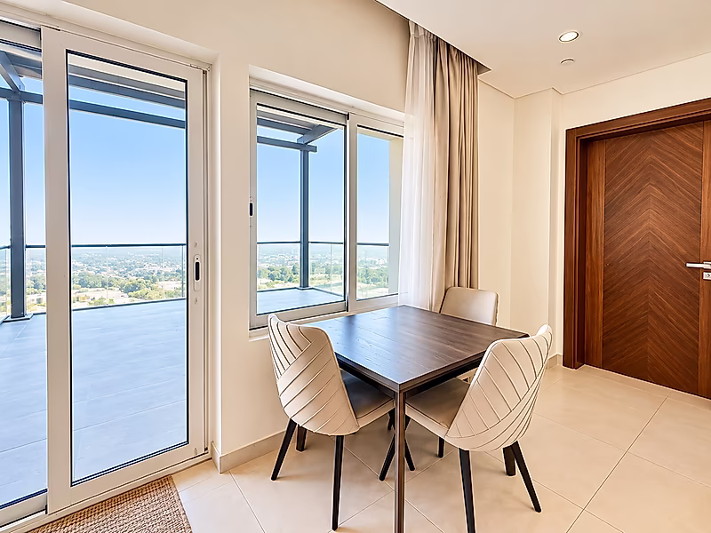 ELEGANT 1-BED | SEA VIEW | TERRACE | POOL & GYM | BILLS INCLUDED - Photo 5
