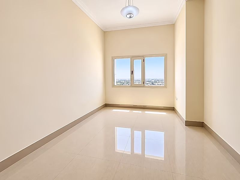 MODERN 2-BEDS APARTMENT SEMI FURNISHED IN LUSAIL - Photo 2