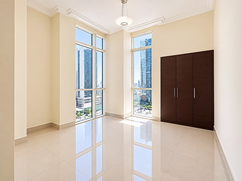 MODERN 2-BEDS APARTMENT SEMI FURNISHED IN LUSAIL - Photo 4
