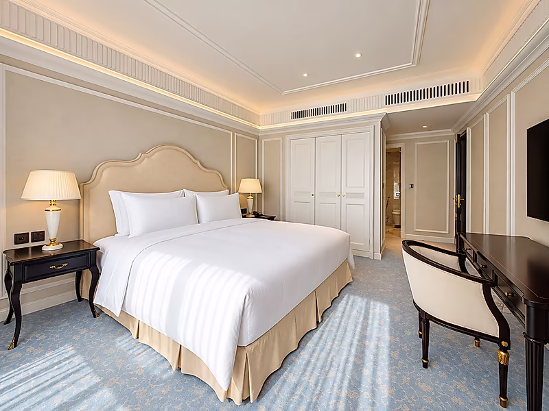ELEGANT 2-BEDROOM HOTEL APARTMENT | OLD AIRPORT - Photo 8